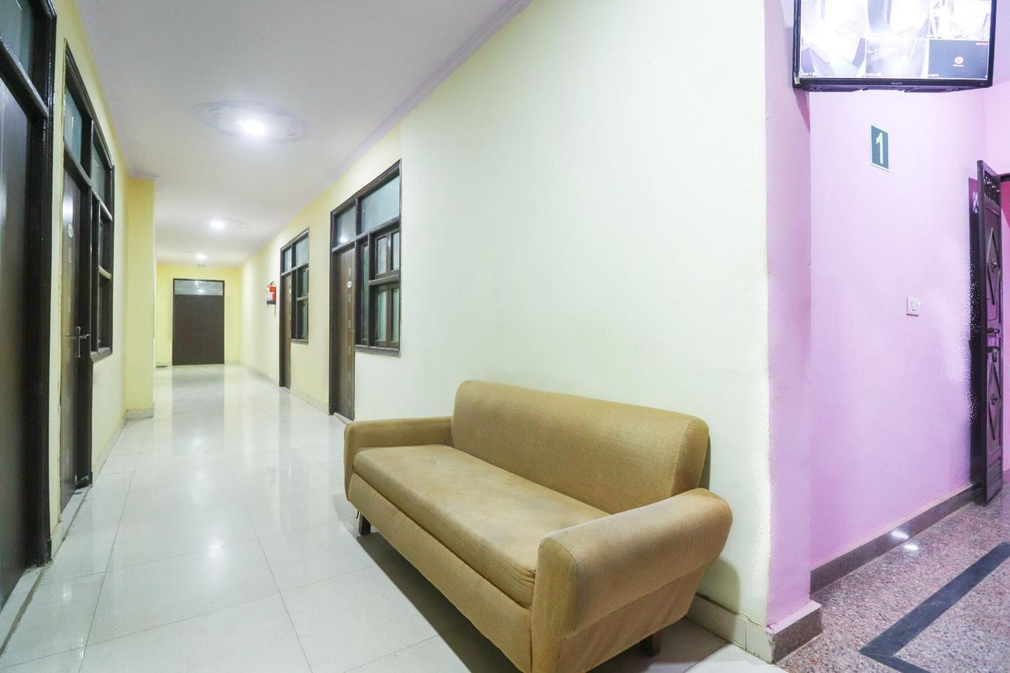 Hotel O Sunrise Inn Indirapuram Exterior foto