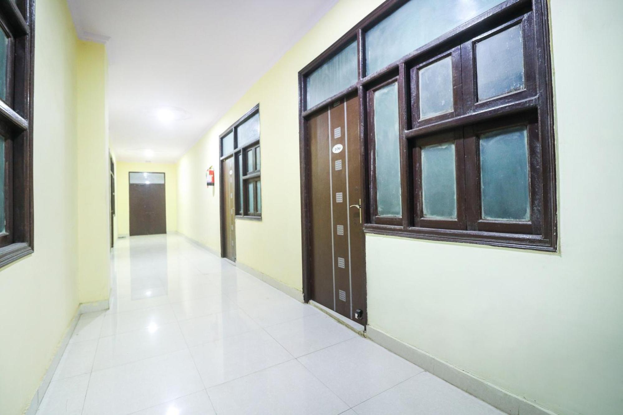 Hotel O Sunrise Inn Indirapuram Exterior foto